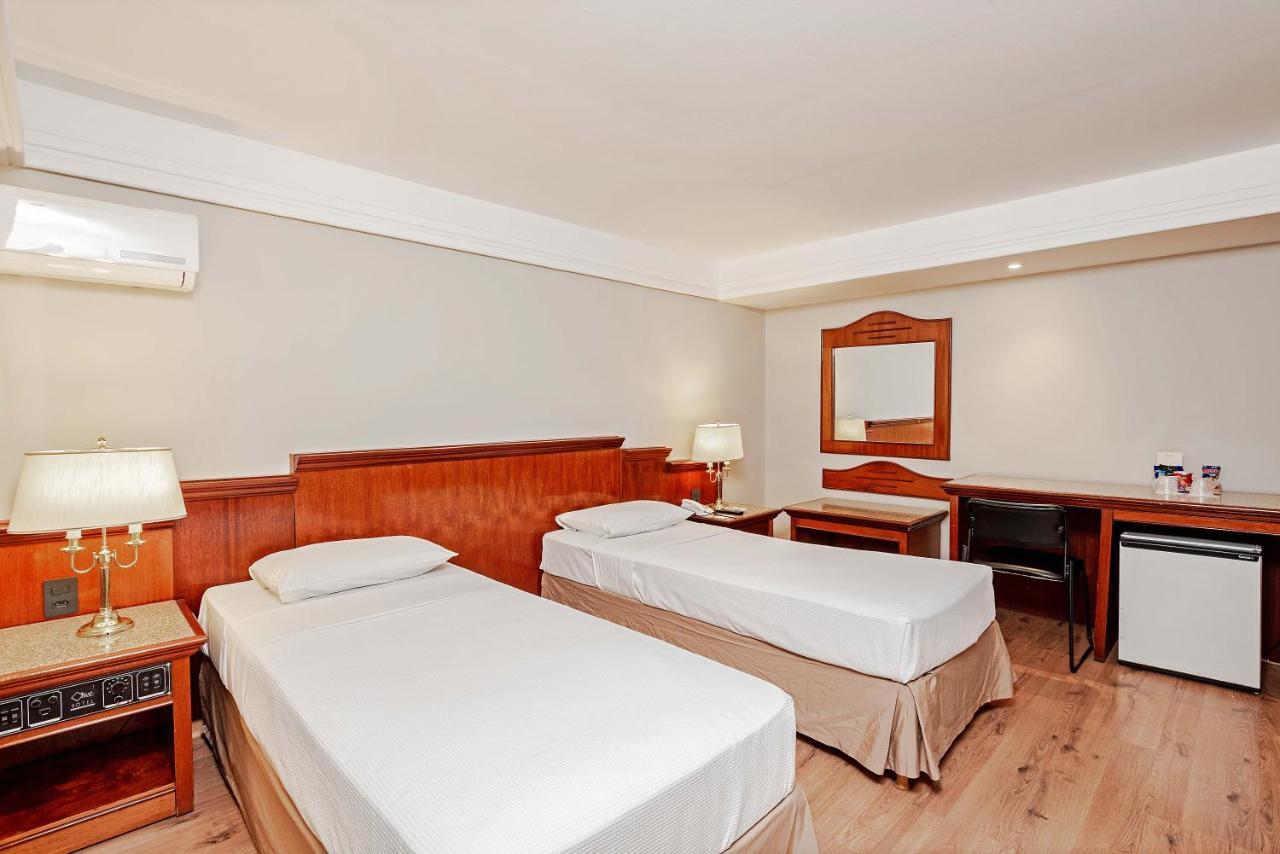 Rede Andrade Braz Hotel Curitiba Exterior photo